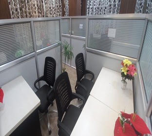 cubicle.5 (1)